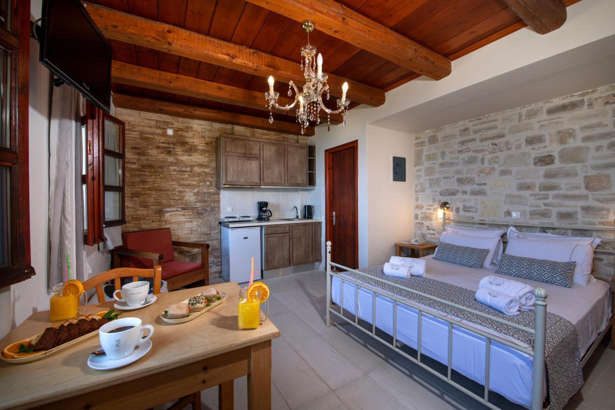 Stefanos Village Hotel Миртос Экстерьер фото