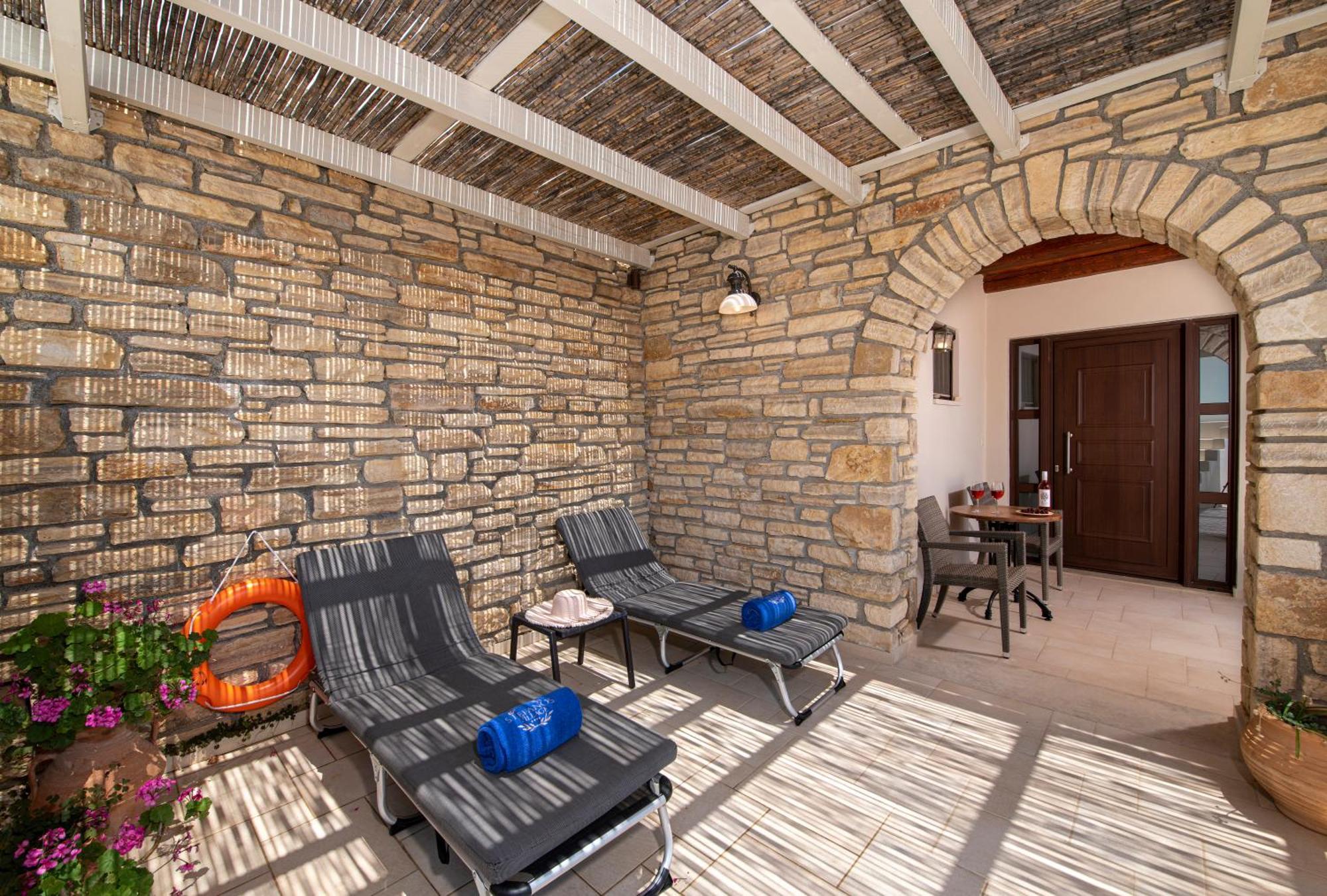 Stefanos Village Hotel Миртос Экстерьер фото